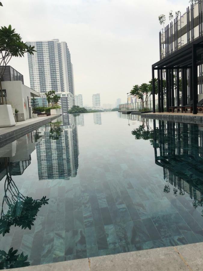 Vivo Suites By Subhome Kuala Lumpur Luaran gambar