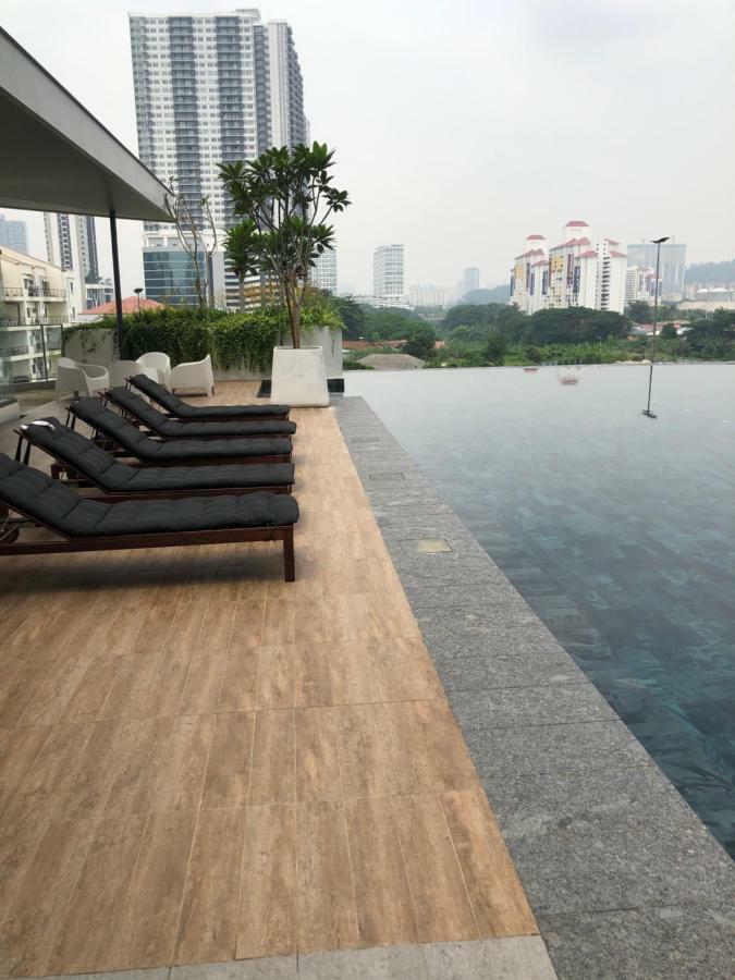 Vivo Suites By Subhome Kuala Lumpur Luaran gambar