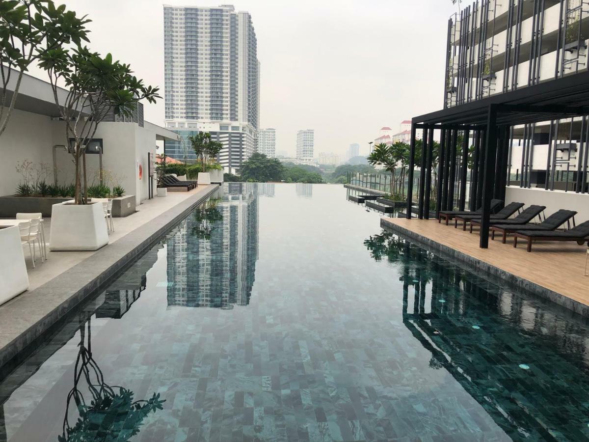 Vivo Suites By Subhome Kuala Lumpur Luaran gambar